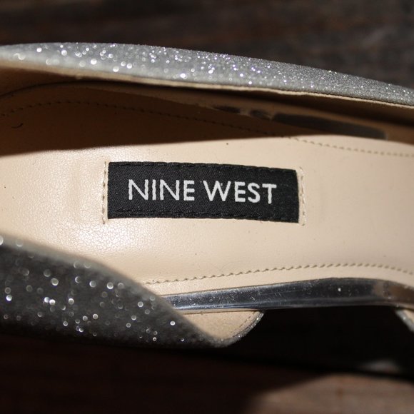 Nine West Tula Pumps Silver GLITTER Size 7M / 4 inch HIGH Heel SeXy!!! - Picture 6 of 7